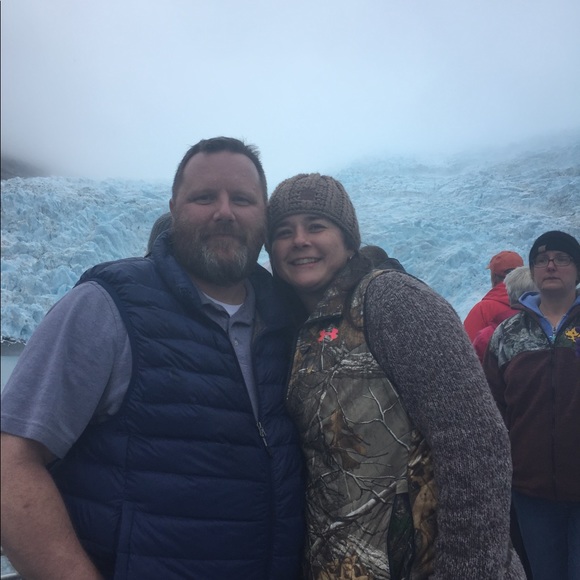 Meet your Posher, Amy - Picture 2 of 2